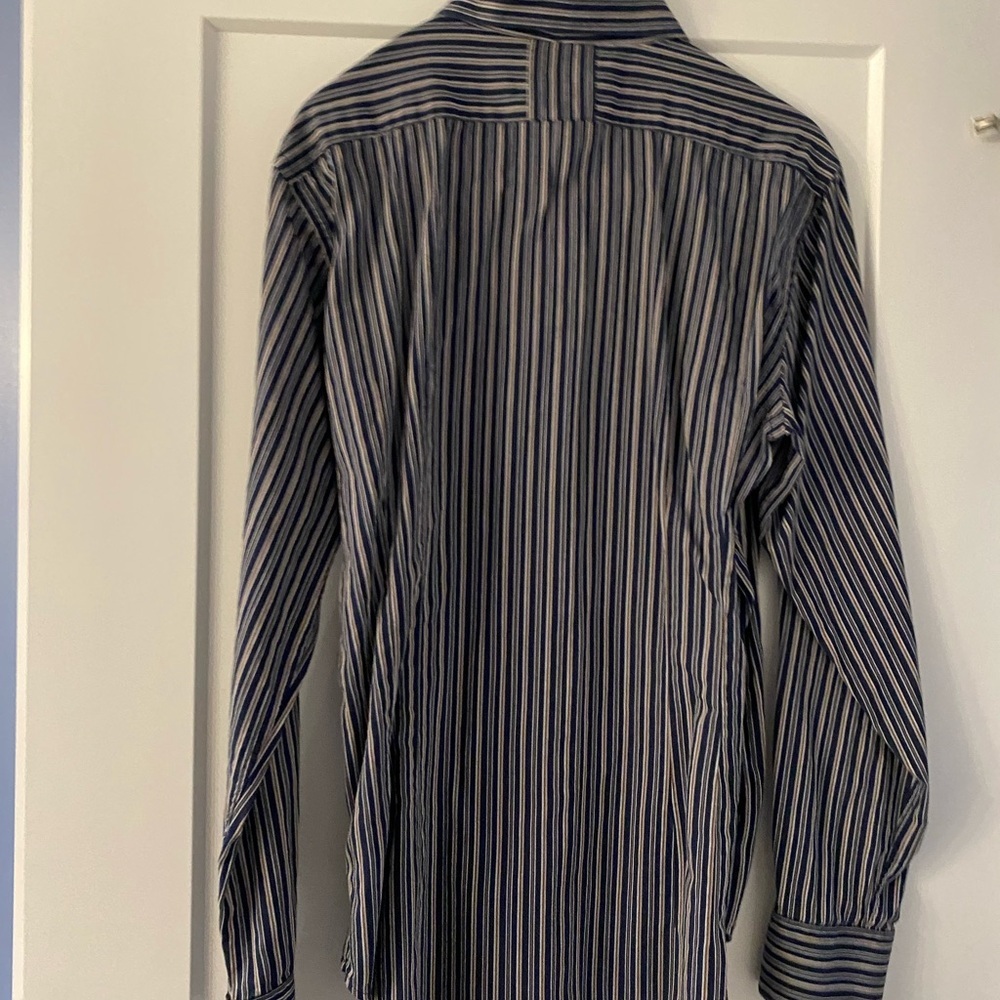 Guess | Pinstriped Black and White Button Down Shirt | Men’s Size Medium - Picture 8 of 10